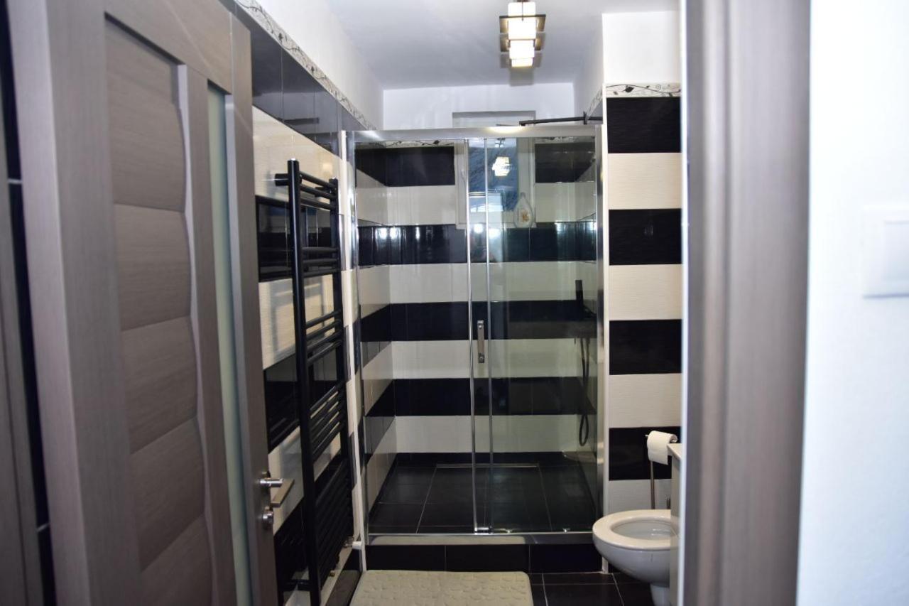 Apartament Dabe Hd Hunedoara Zewnętrze zdjęcie