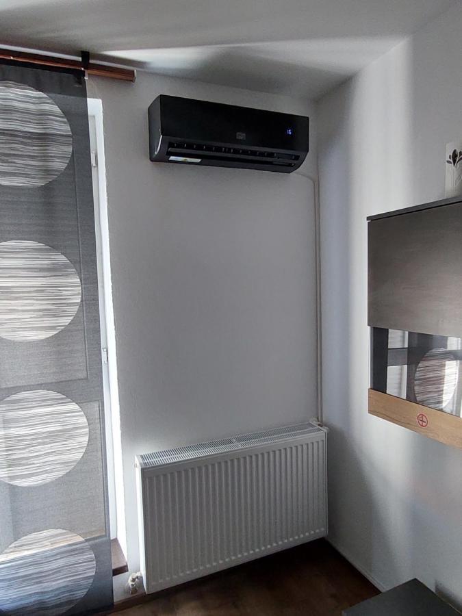 Apartament Dabe Hd Hunedoara Zewnętrze zdjęcie