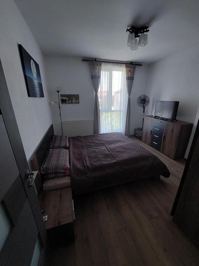 Apartament Dabe Hd Hunedoara Zewnętrze zdjęcie